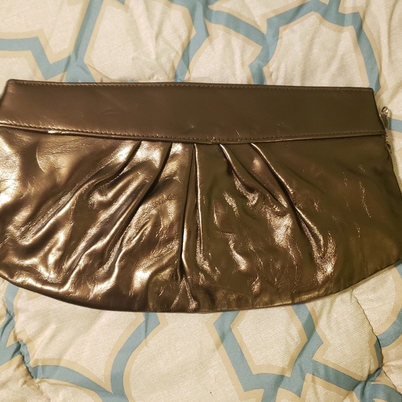 Shiny Brown Clutch - Picture 2 of 5